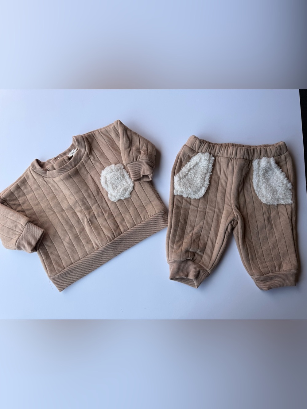 Tahari Quilted Baby Sweatshirt & Joggers in Taupe with Cream Sherpa